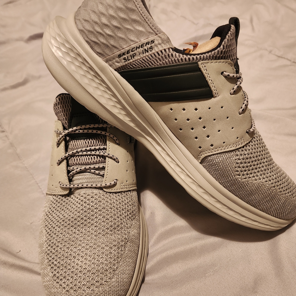 Skechers Men's Gray and Cream Slip-On Sneakers